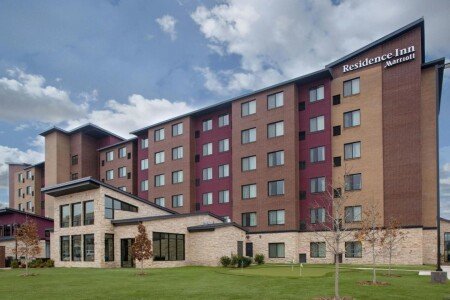 Hotel with pool