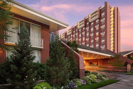 Hotel with jacuzzi
