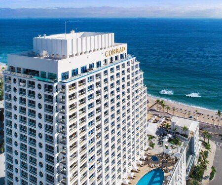 Hotel with jacuzzi
