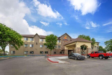 Hotel with jacuzzi