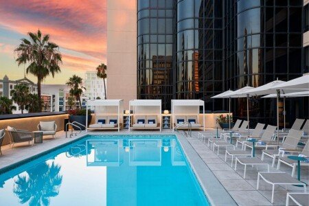 Hotel with jacuzzi