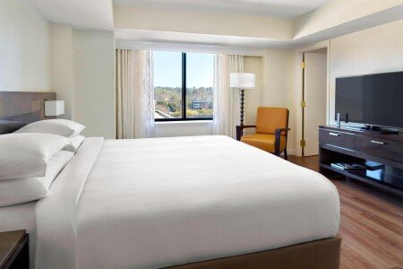 Hotel with jacuzzi