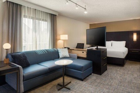 Hotel with jacuzzi