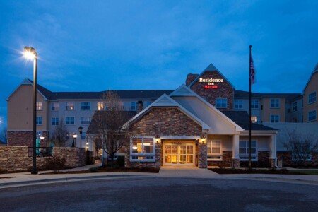 Hotel with jacuzzi