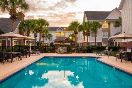 Hotel with jacuzzi