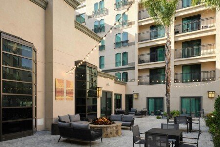 Hotel with jacuzzi