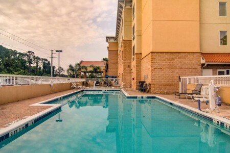 Hotel with jacuzzi
