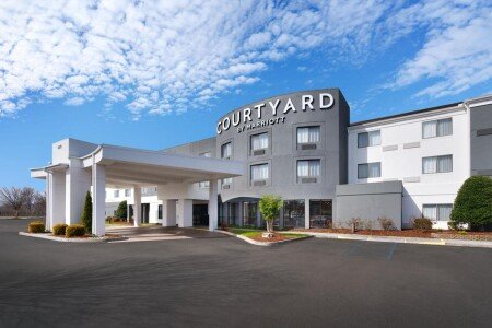 Hotel with pool