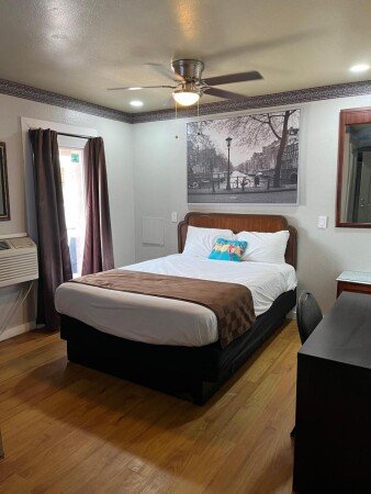 Hotel with air conditioning