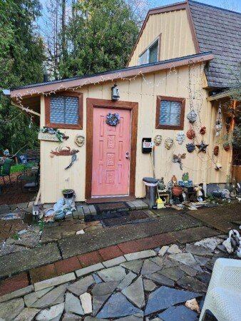 Bed and breakfast 5 guests, with garden