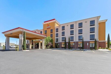 Hotel with jacuzzi