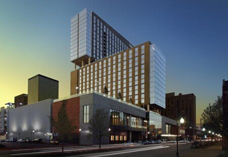 Hotel with jacuzzi