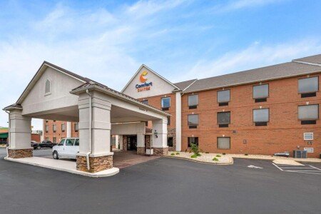 Hotel with jacuzzi