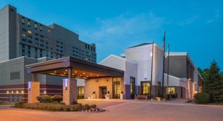 Hotel with jacuzzi