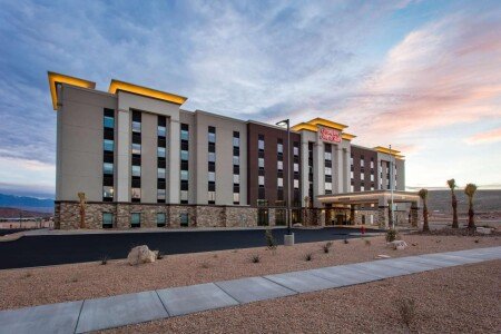 Hotel with jacuzzi