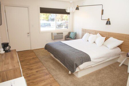 Hotel with air conditioning