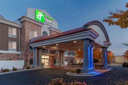 Hotel with jacuzzi