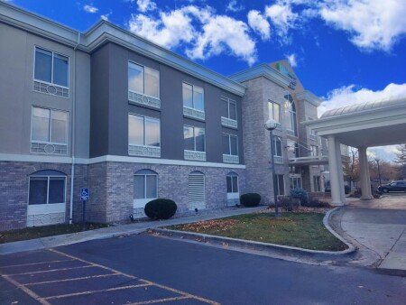 Hotel with jacuzzi