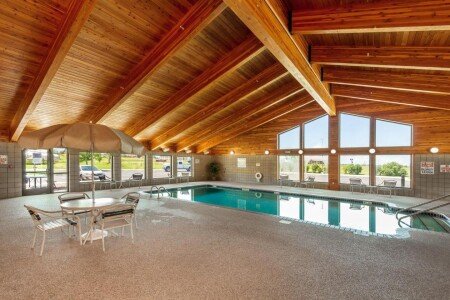 Hotel with jacuzzi