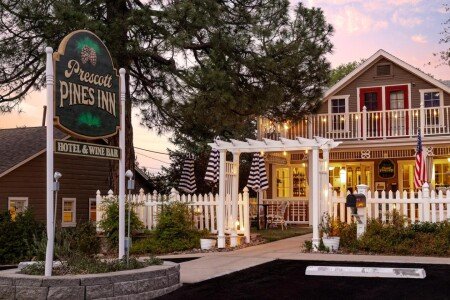 Hotel with garden