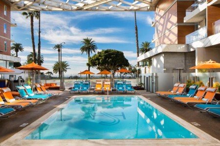 Hotel with jacuzzi