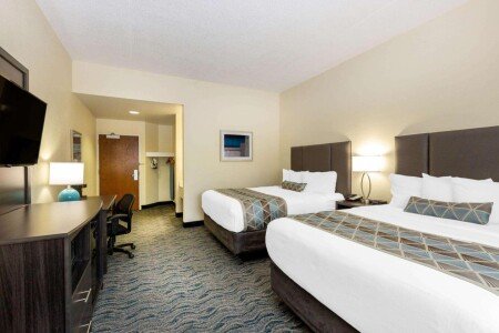 Hotel with jacuzzi