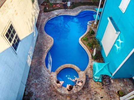 Hostel 4 bedrooms, with jacuzzi