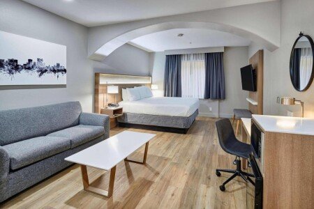 Hotel with jacuzzi