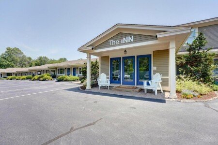 Hotel with air conditioning