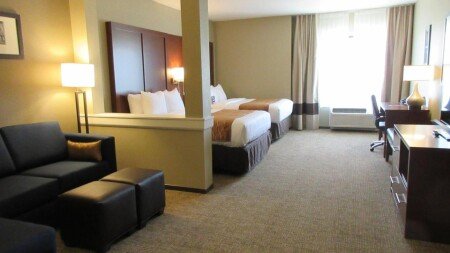 Hotel with jacuzzi