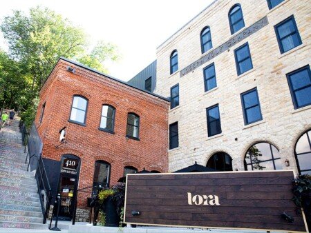 Hotel with air conditioning