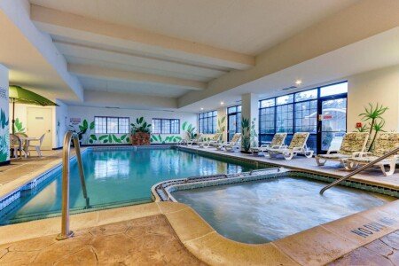Hotel with jacuzzi