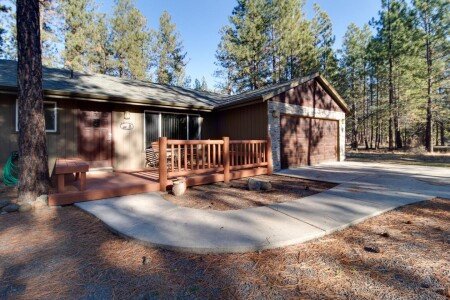 House 2 bedrooms, with pool