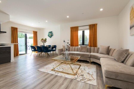 Aparthotel 3 bedrooms, with pool