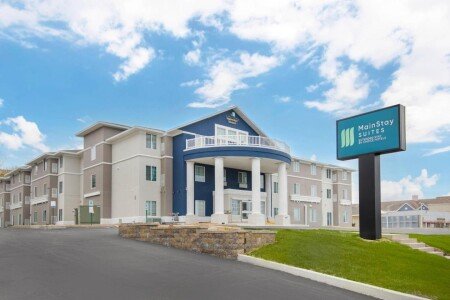 Hotel with jacuzzi