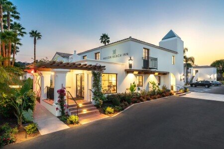 Hotel with jacuzzi