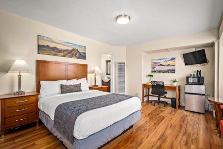 Hotel with air conditioning