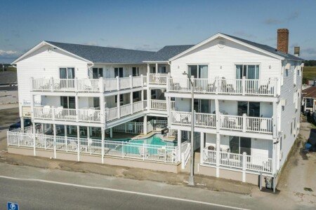 Hotel with pool
