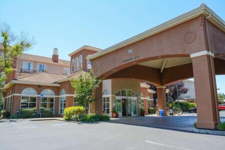 Hotel with jacuzzi