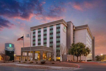 Hotel with jacuzzi