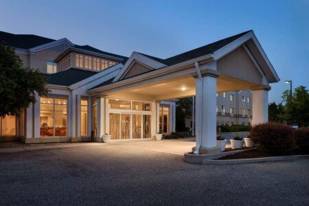 Hotel with jacuzzi