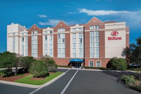 Hotel with jacuzzi