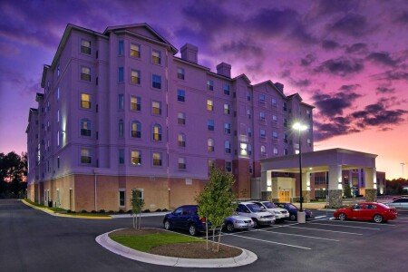 Hotel with jacuzzi