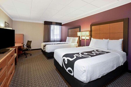 Hotel with jacuzzi