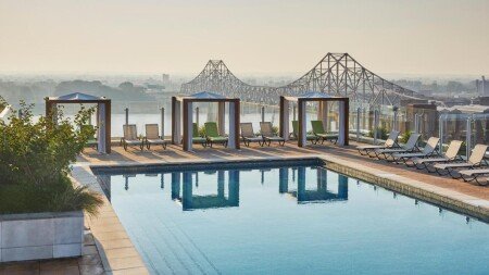Hotel with jacuzzi