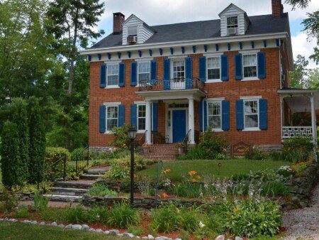 Bed and breakfast 4 guests, with garden