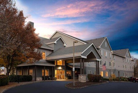 Hotel with jacuzzi
