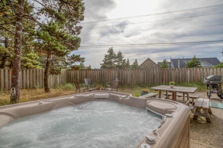 House 4 bedrooms, with jacuzzi