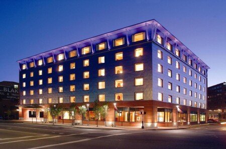 Hotel with jacuzzi