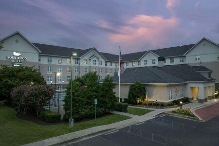 Hotel with jacuzzi